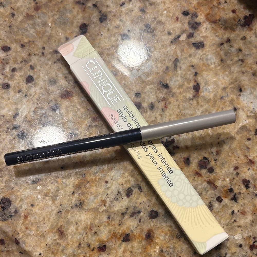 Clinique Quickliner for Eyes in Intense Black Brand New